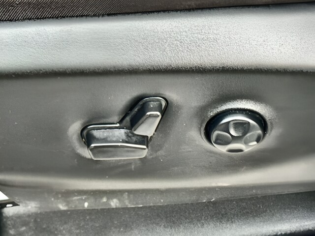 2023 Chrysler Pacifica Touring L - Photo 14