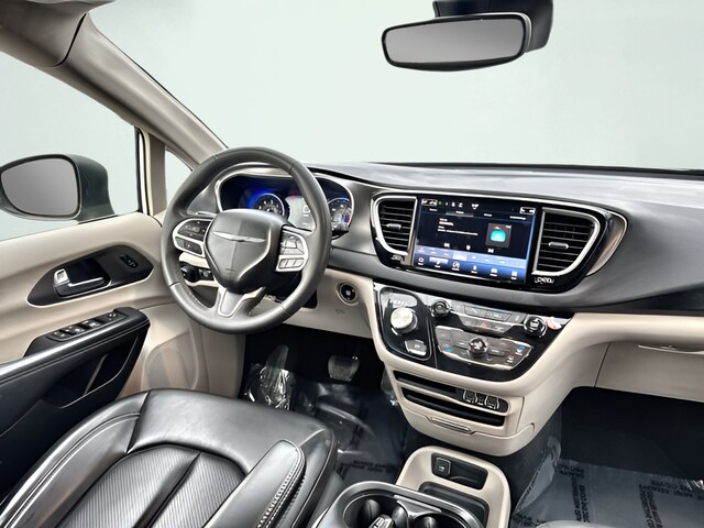 2023 Chrysler Pacifica Touring L - Photo 27