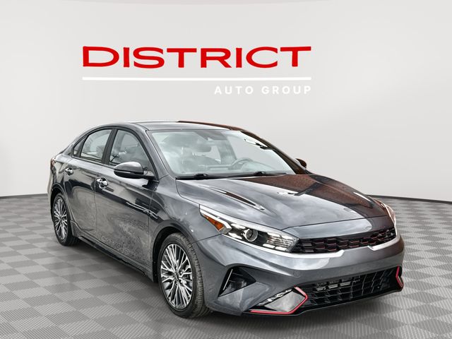 2023 Kia Forte GT-Line's photo