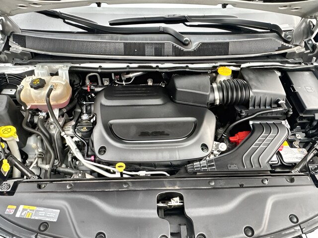 2023 Chrysler Pacifica Touring L - Photo 16