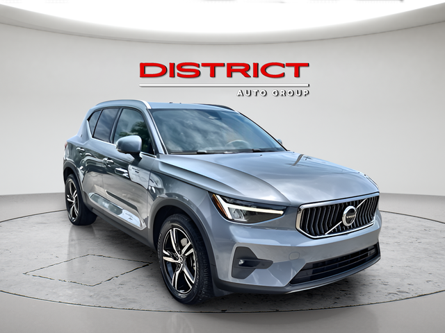2023 Volvo XC40 Plus