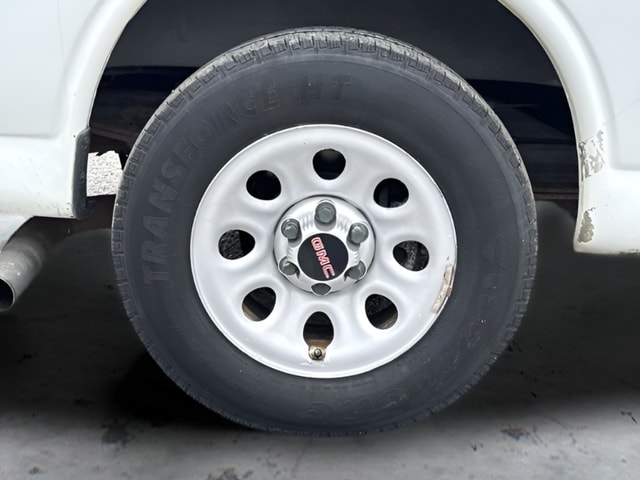 2014 GMC Savana Cargo Work Van - Photo 20