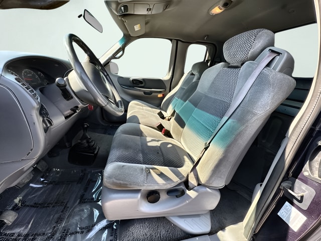 2001 Ford F-150 Lariat - Photo 13