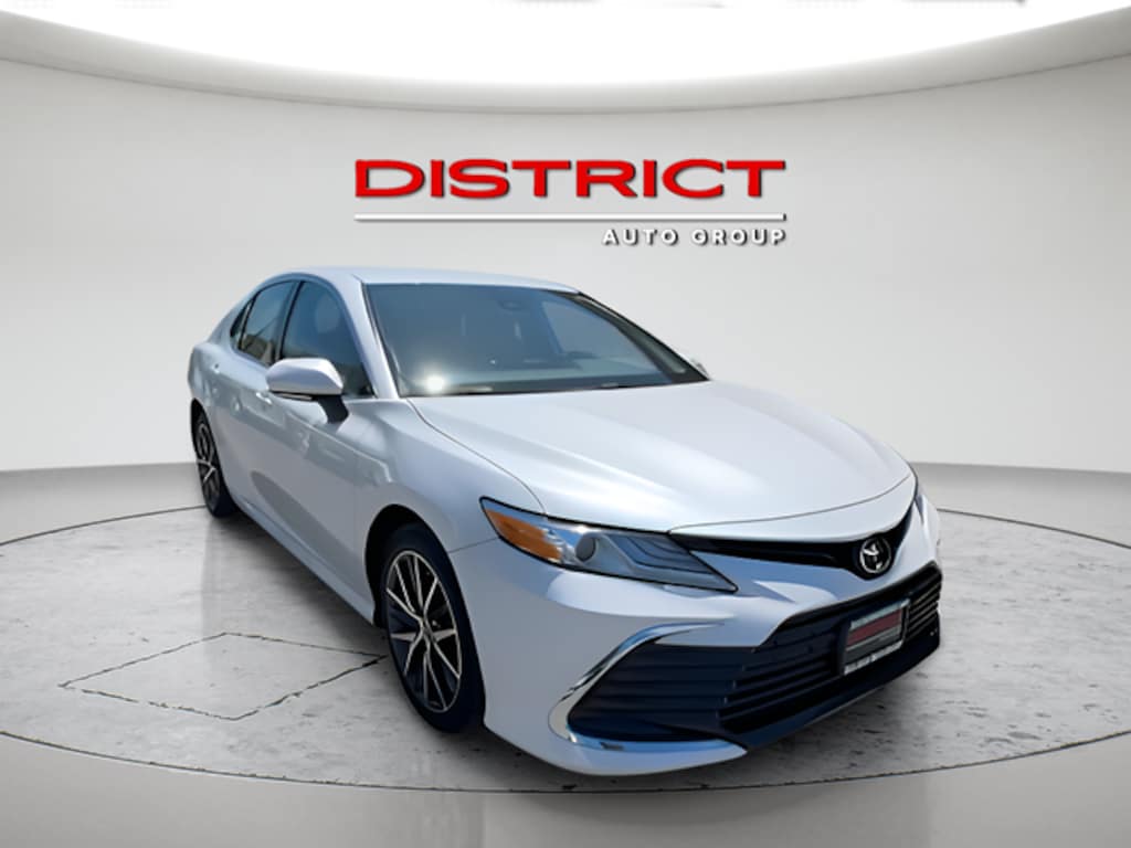 Used 2024 Toyota Camry XLE Sedan