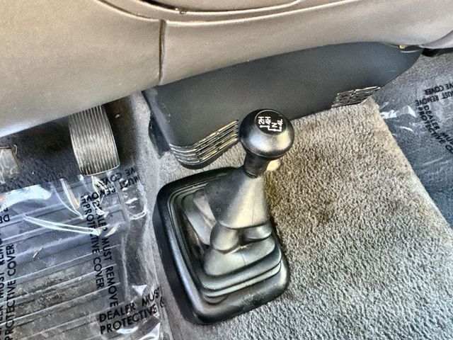 2001 Ford F-150 Lariat - Photo 19