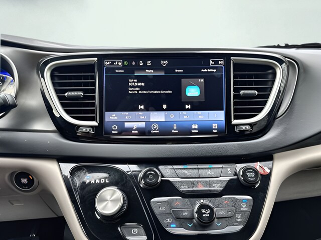 2023 Chrysler Pacifica Touring L - Photo 12