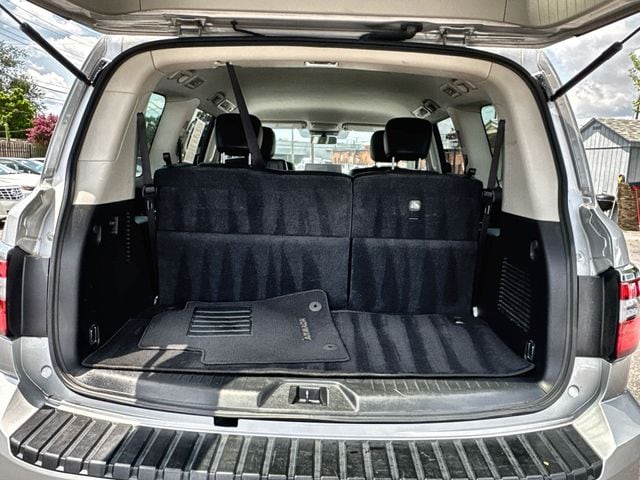 2022 Nissan Armada SV - Photo 19