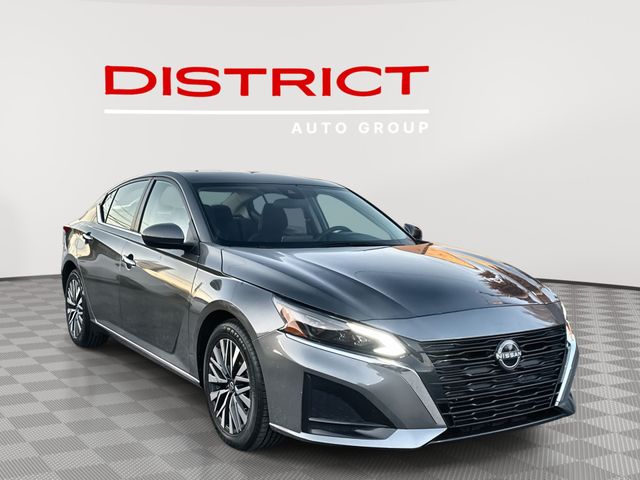 2023 Nissan Altima SV