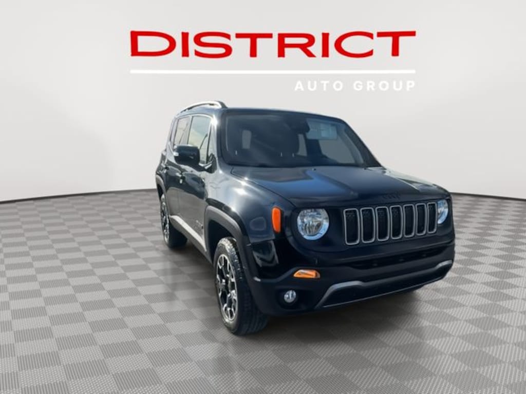 Used 2023 Jeep Renegade Latitude SUV