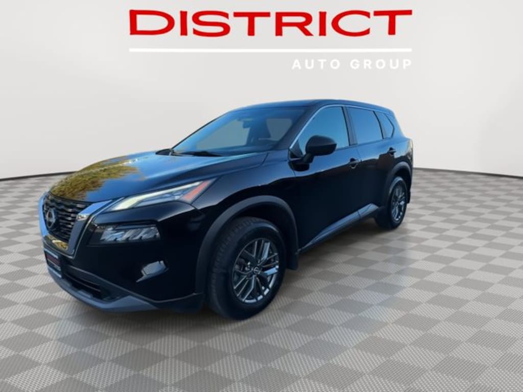 Used 2023 Nissan Rogue S SUV