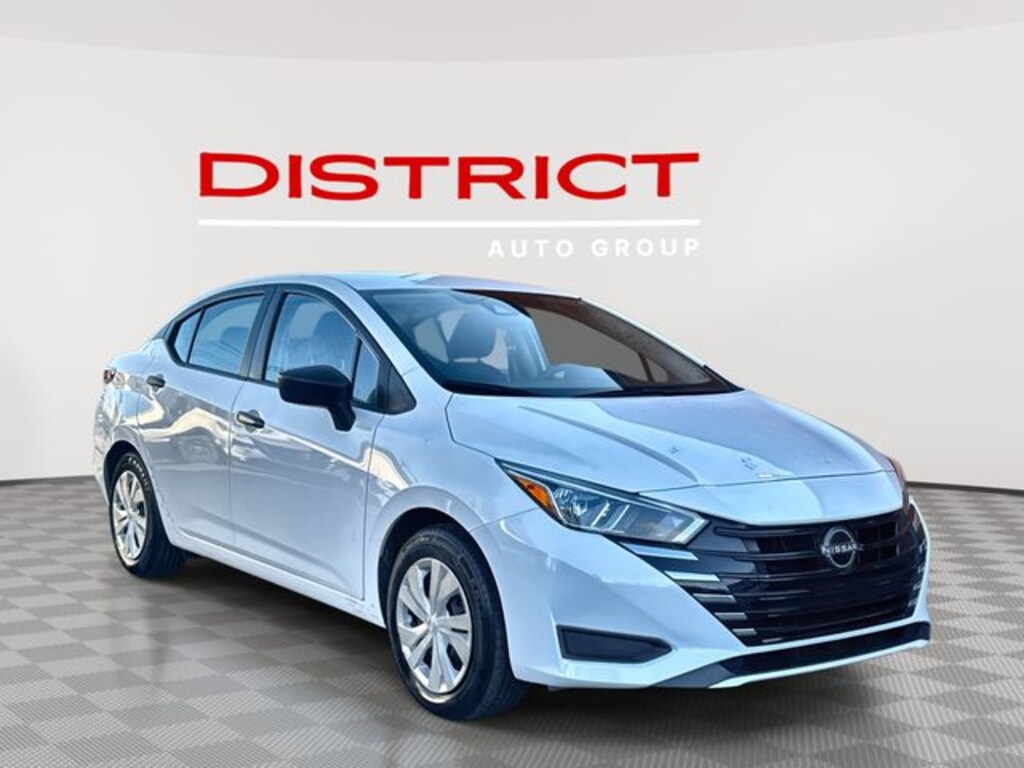 Used 2023 Nissan Versa 1.6 S Sedan