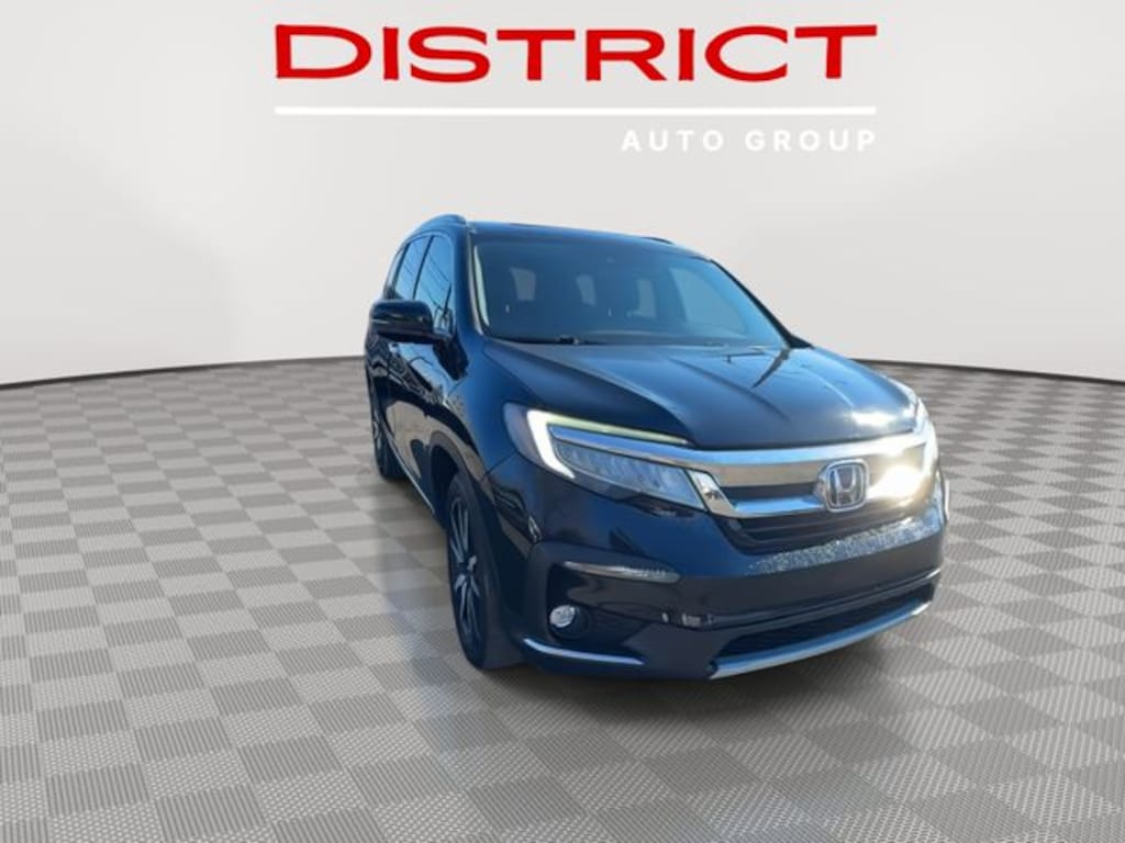 Used 2022 Honda Pilot Touring 8 Passenger SUV