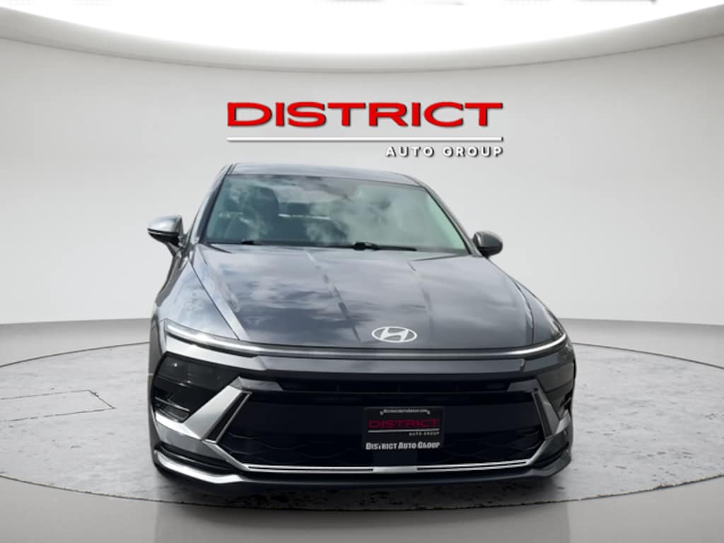 Used 2024 Hyundai Sonata SEL Sedan