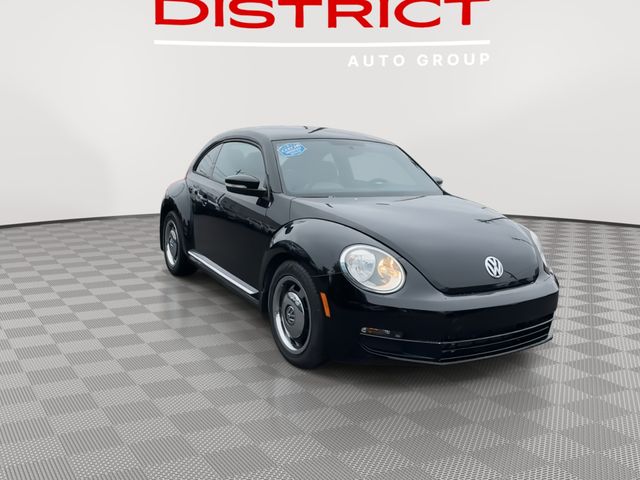 2015 Volkswagen Beetle 1.8T Classic photo 2