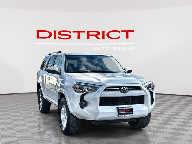 2023 Toyota 4Runner SR5's photo