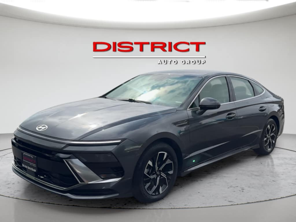 Used 2024 Hyundai Sonata SEL Sedan