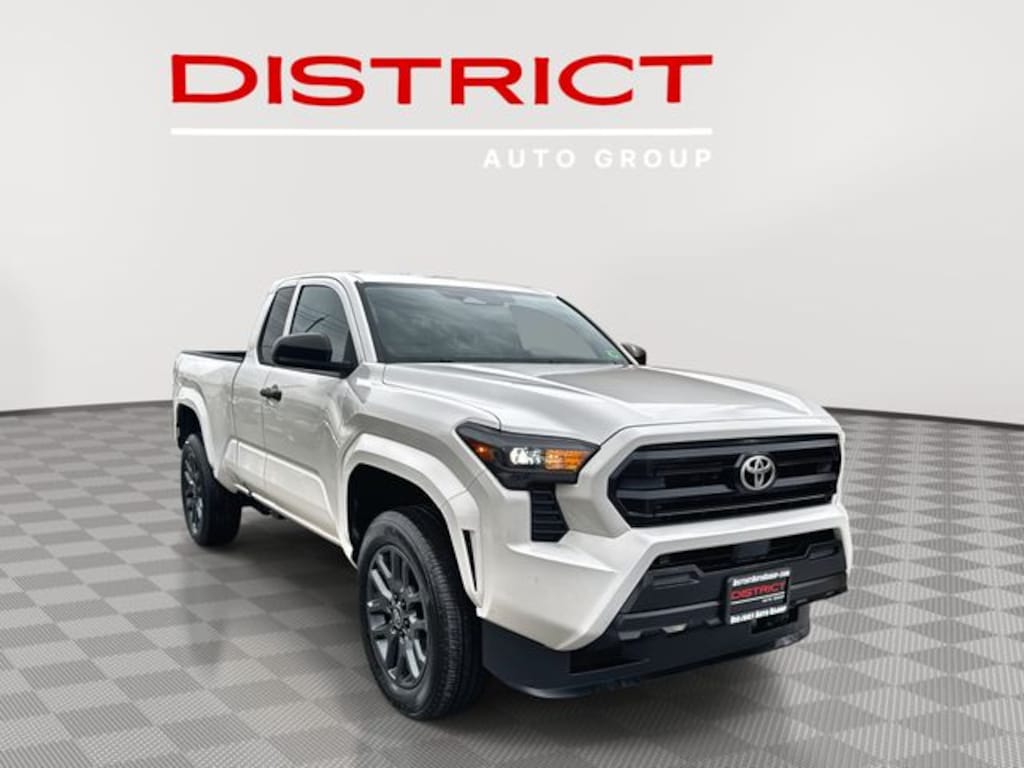 Used 2024 Toyota Tacoma SR Truck XtraCab