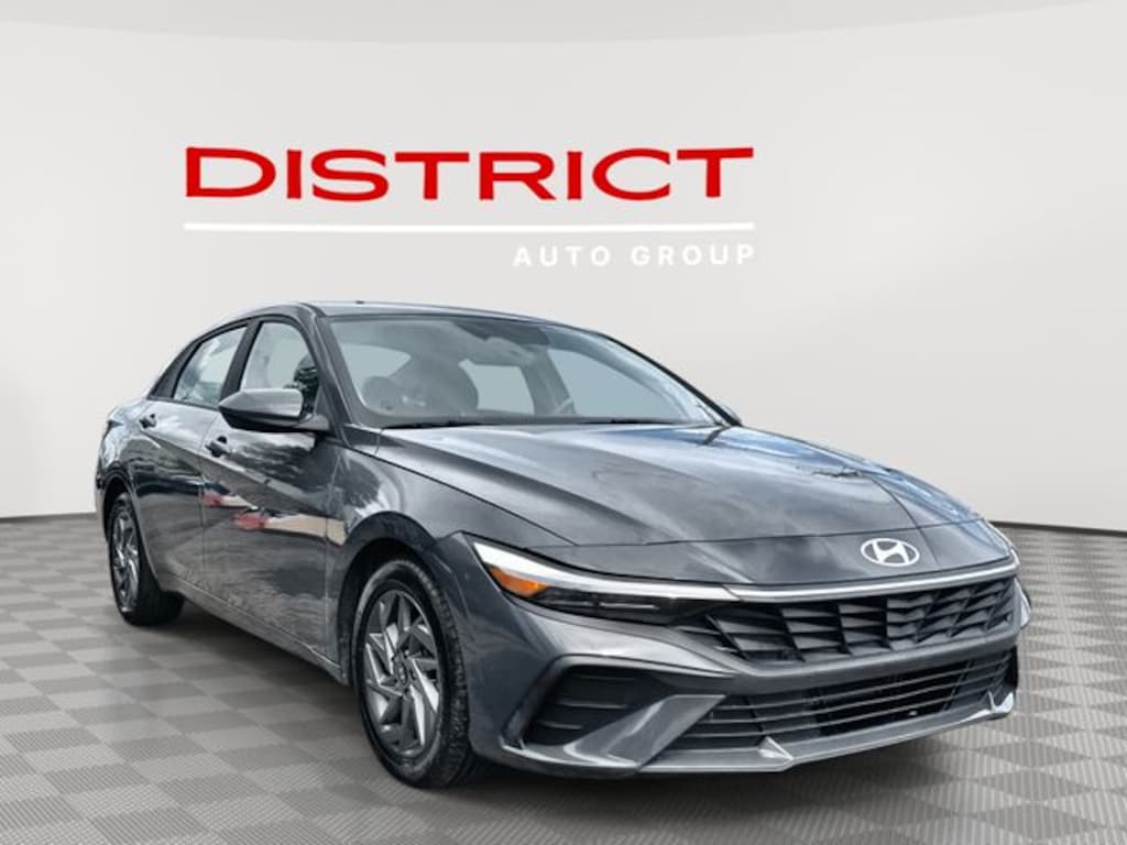 Used 2024 Hyundai Elantra SEL Sedan