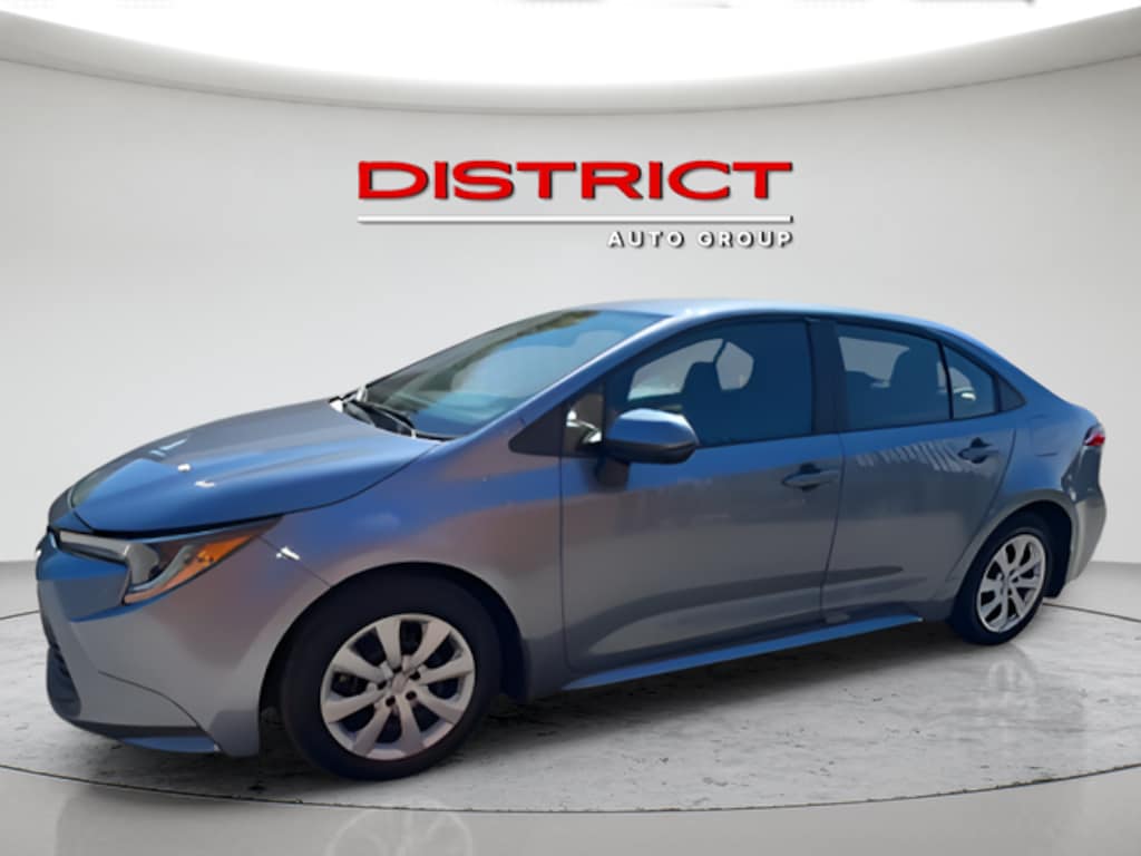 Used 2024 Toyota Corolla LE Sedan
