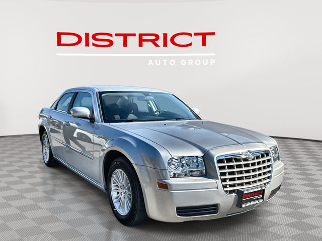 2008 Chrysler 300 LX's photo