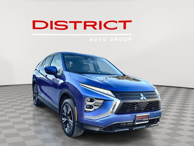 2024 Mitsubishi Eclipse Cross SE's photo