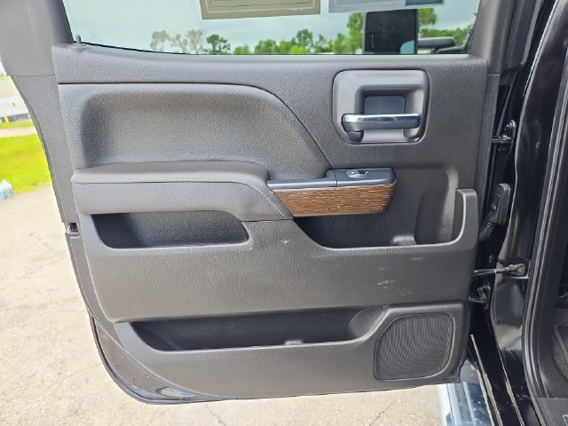 2017 GMC Sierra 3500 Denali HD Denali - Photo 9