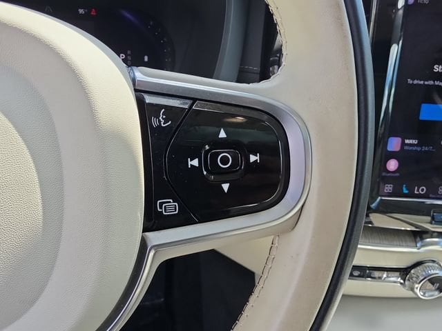 2023 Volvo XC60 Ultimate - Photo 25