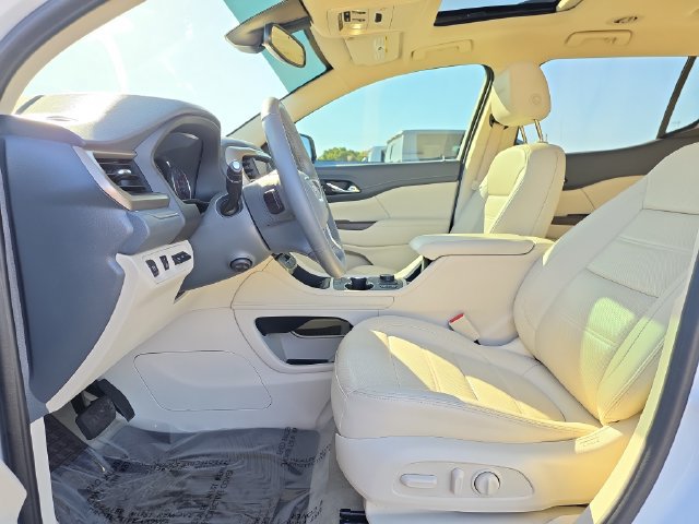 2023 GMC Acadia Denali - Photo 18