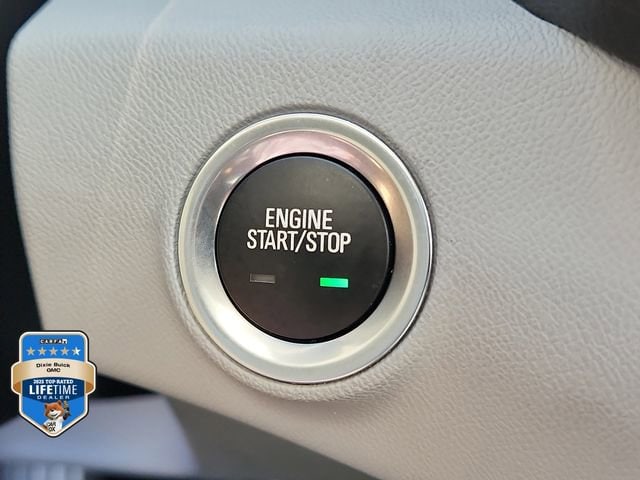2023 GMC Terrain SLT - Photo 30