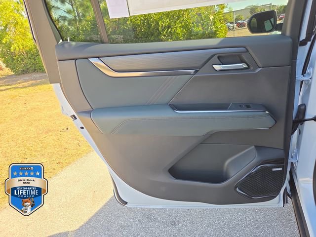 2026 GMC Acadia AT4 - Photo 11
