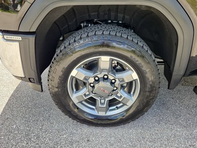 2026 GMC Sierra 3500HD SLT - Photo 7