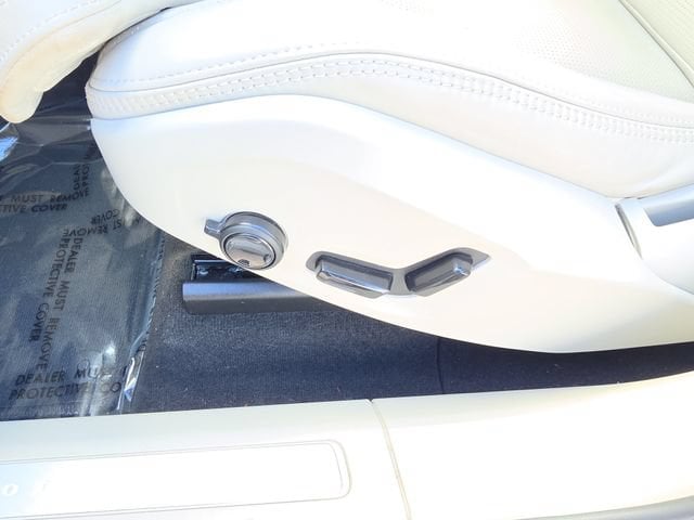 2023 Volvo XC60 Ultimate - Photo 19