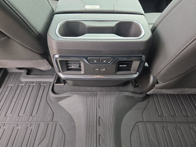 2026 GMC Sierra 1500 SLT - Photo 11