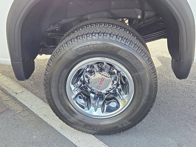 2026 GMC Sierra 3500HD SLE - Photo 8
