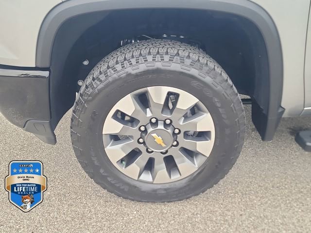 2025 Chevrolet Silverado 2500HD Custom - Photo 6