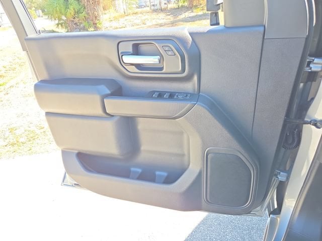 2026 GMC Sierra 3500 Chassis Cab Pro - Photo 19