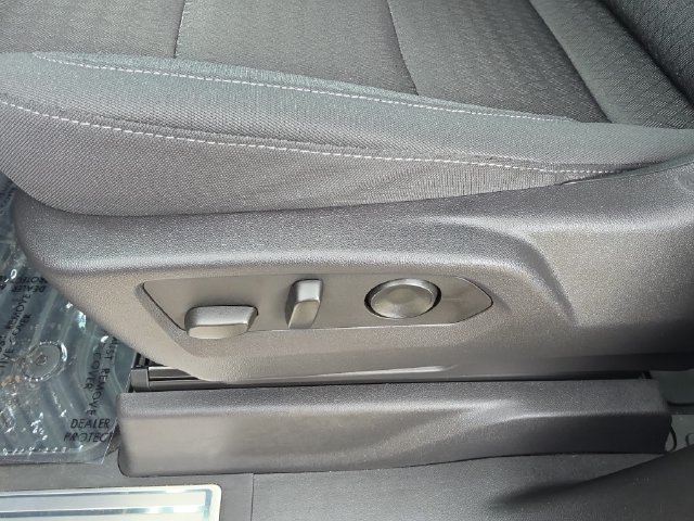 2024 Chevrolet Silverado 1500 LT - Photo 17