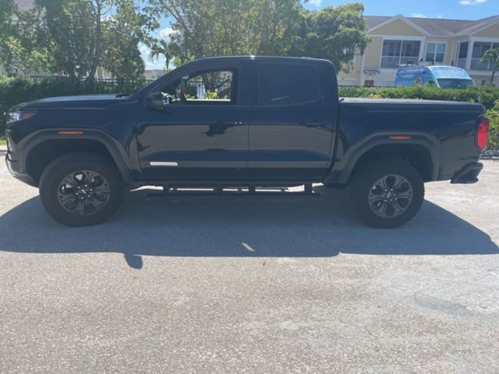 Used 2024 GMC Canyon Elevation Truck