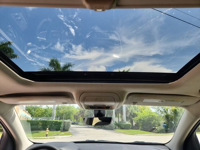 2023 GMC Acadia Denali - Photo 14