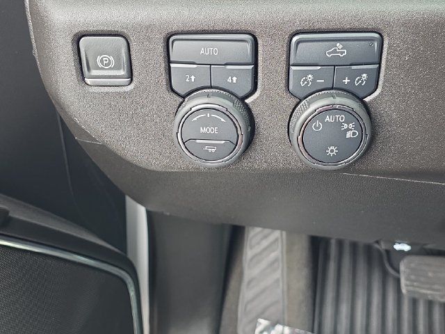 2024 Chevrolet Silverado 1500 LT - Photo 20