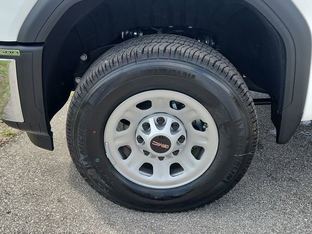 2025 GMC Sierra 3500HD Pro - Photo 6