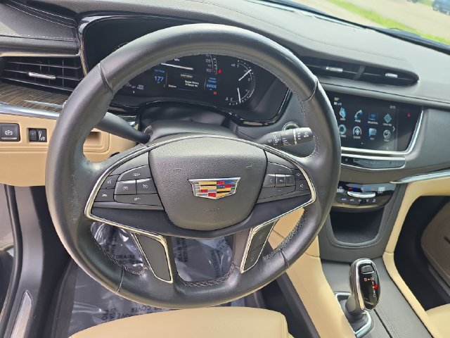 2019 Cadillac XT5 Base - Photo 17