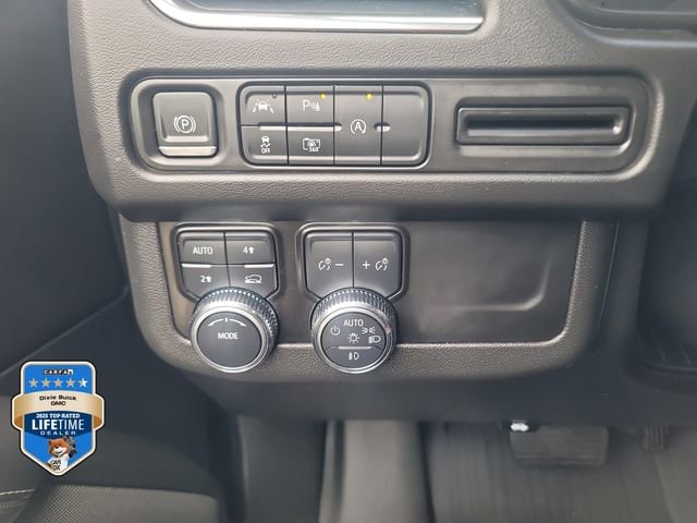 2023 GMC Yukon SLT - Photo 22