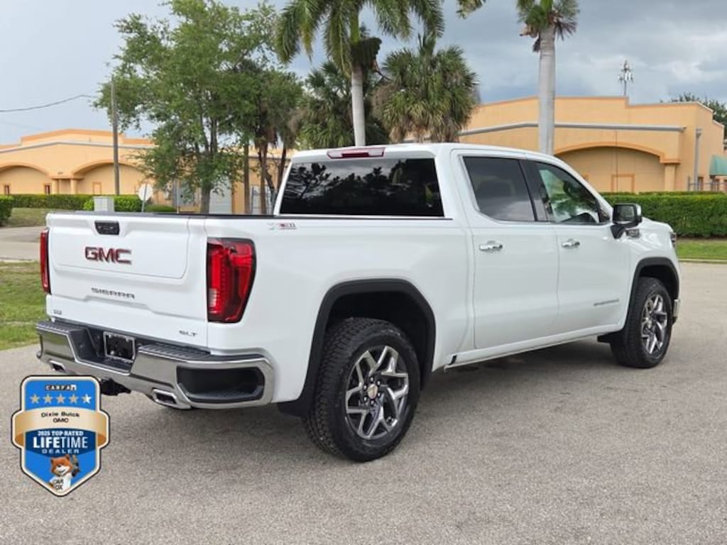 New 2026 GMC Sierra 1500 SLT Truck