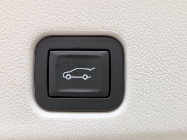 2026 GMC Acadia Denali - Photo 7