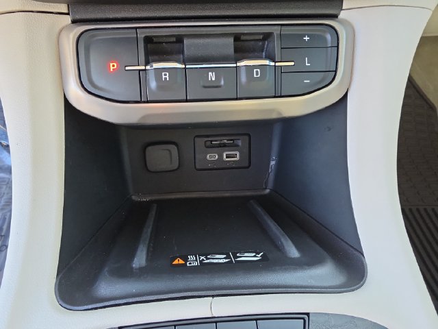 2023 GMC Acadia Denali - Photo 30