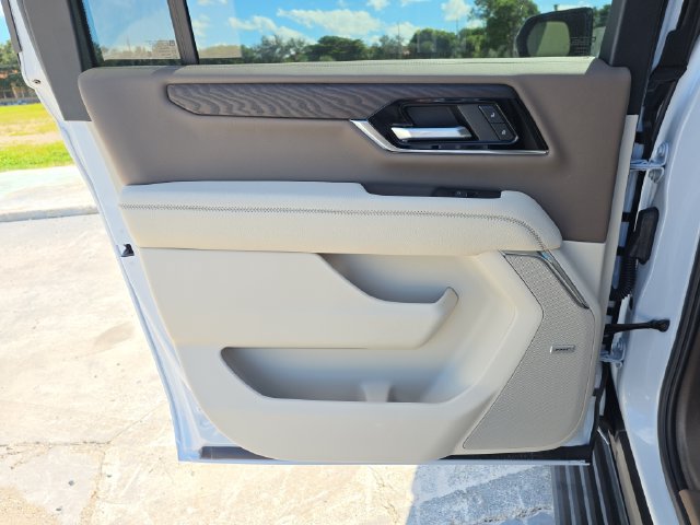 2026 GMC Yukon XL Denali - Photo 12