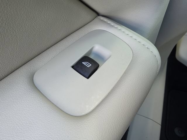 2023 Volvo XC60 Ultimate - Photo 11