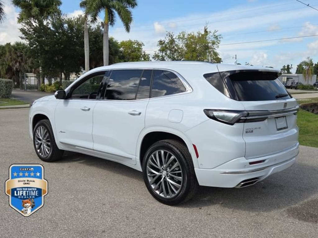 New 2026 Buick Enclave Avenir SUV