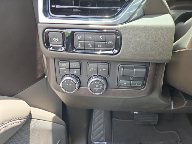 2026 GMC Yukon XL Elevation - Photo 23